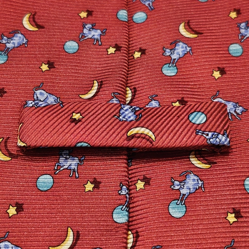 Leonard Paris Silk Men's Tie - Cow Jumping Over The Moon Red AOP - 3.75" Width - Picture 5 of 9